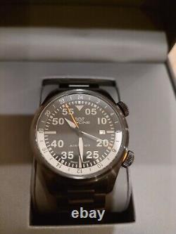 Glycine black PVD Airpilot, GMT, sapphire crystal, internal bezel