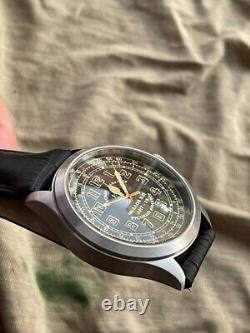 Pilot's watch of the Russian Federation K-52. WORKING